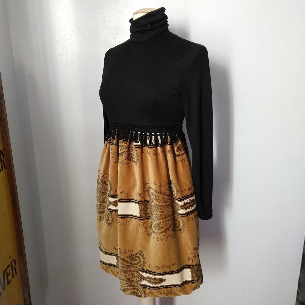 Vintage Saks Fifth Avenue Fringe Paisley Turtleneck Dress